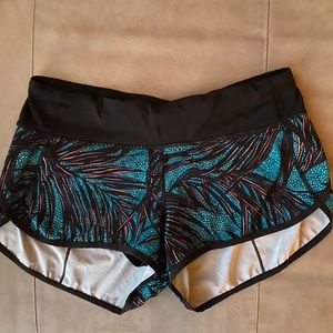 Lululemon speed up shorts